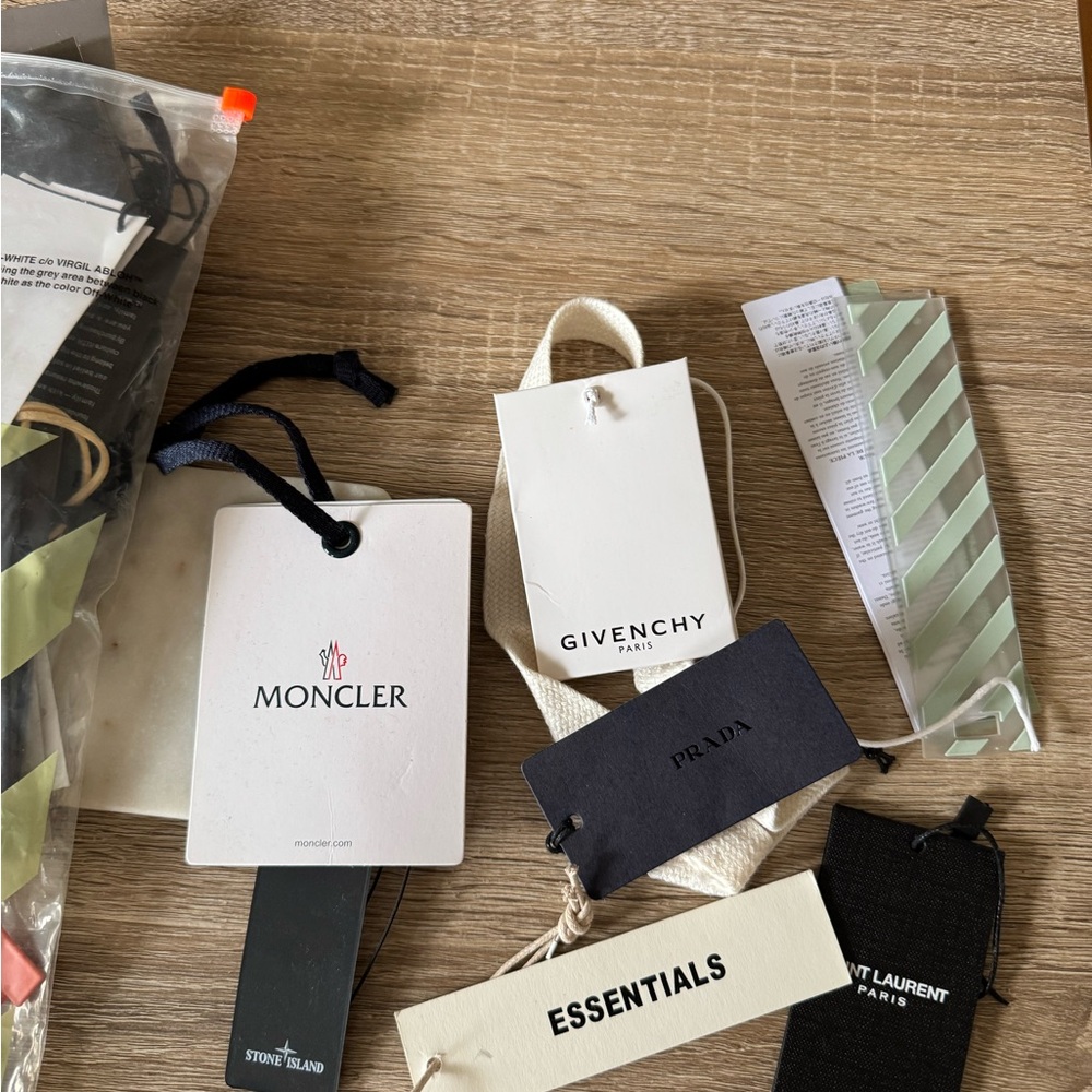 Luxury brands Tags